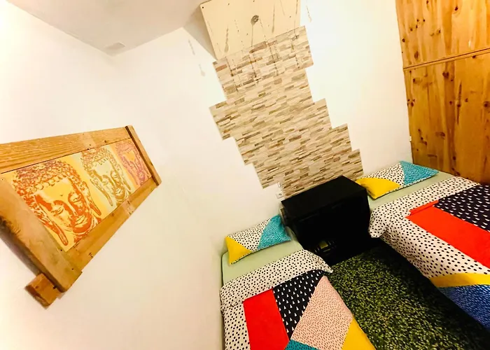 Tarifa Kitehouse